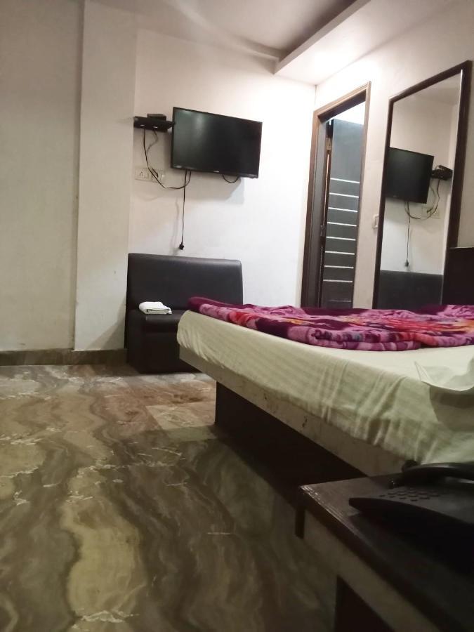 Hotel Odeon Continental New Delhi Eksteriør billede