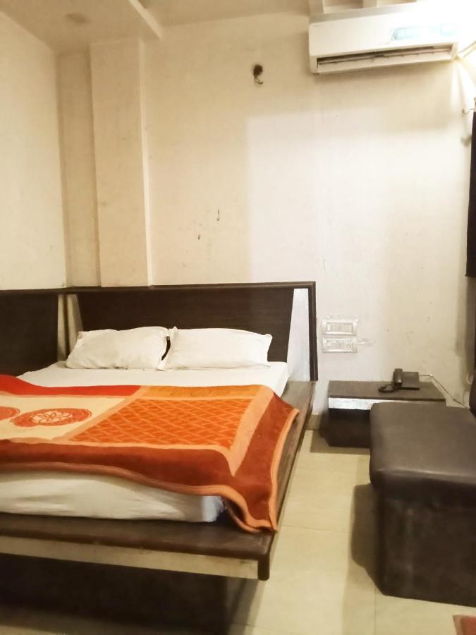 Hotel Odeon Continental New Delhi Eksteriør billede